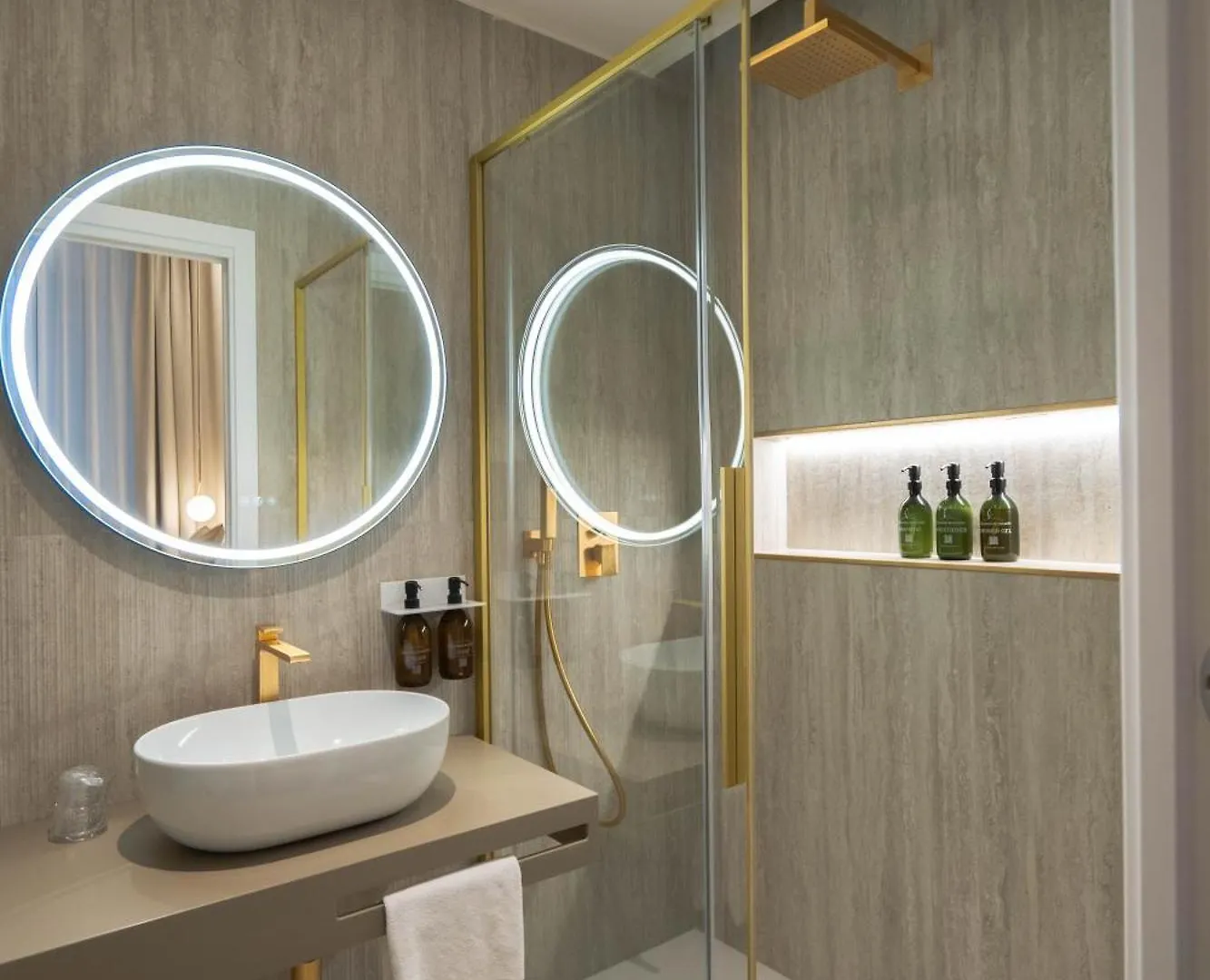 56 Orange Street Luxury Accommodation روما 0*,  إيطاليا
