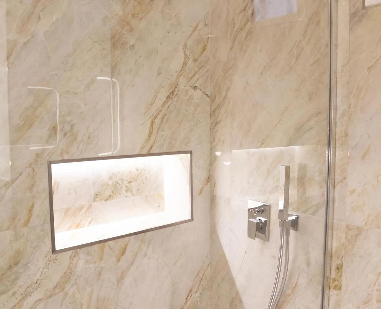 Guest house 56 Orange Street Luxury Accommodation Rome Italy