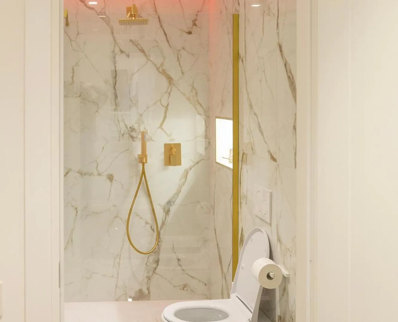 56 Orange Street Luxury Accommodation Rome