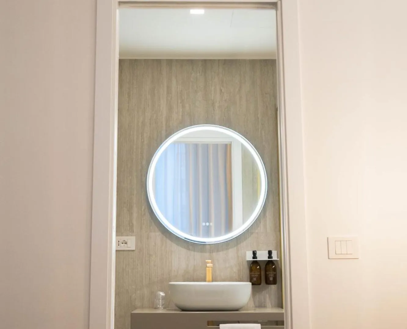 56 Orange Street Luxury Accommodation Rome Italy