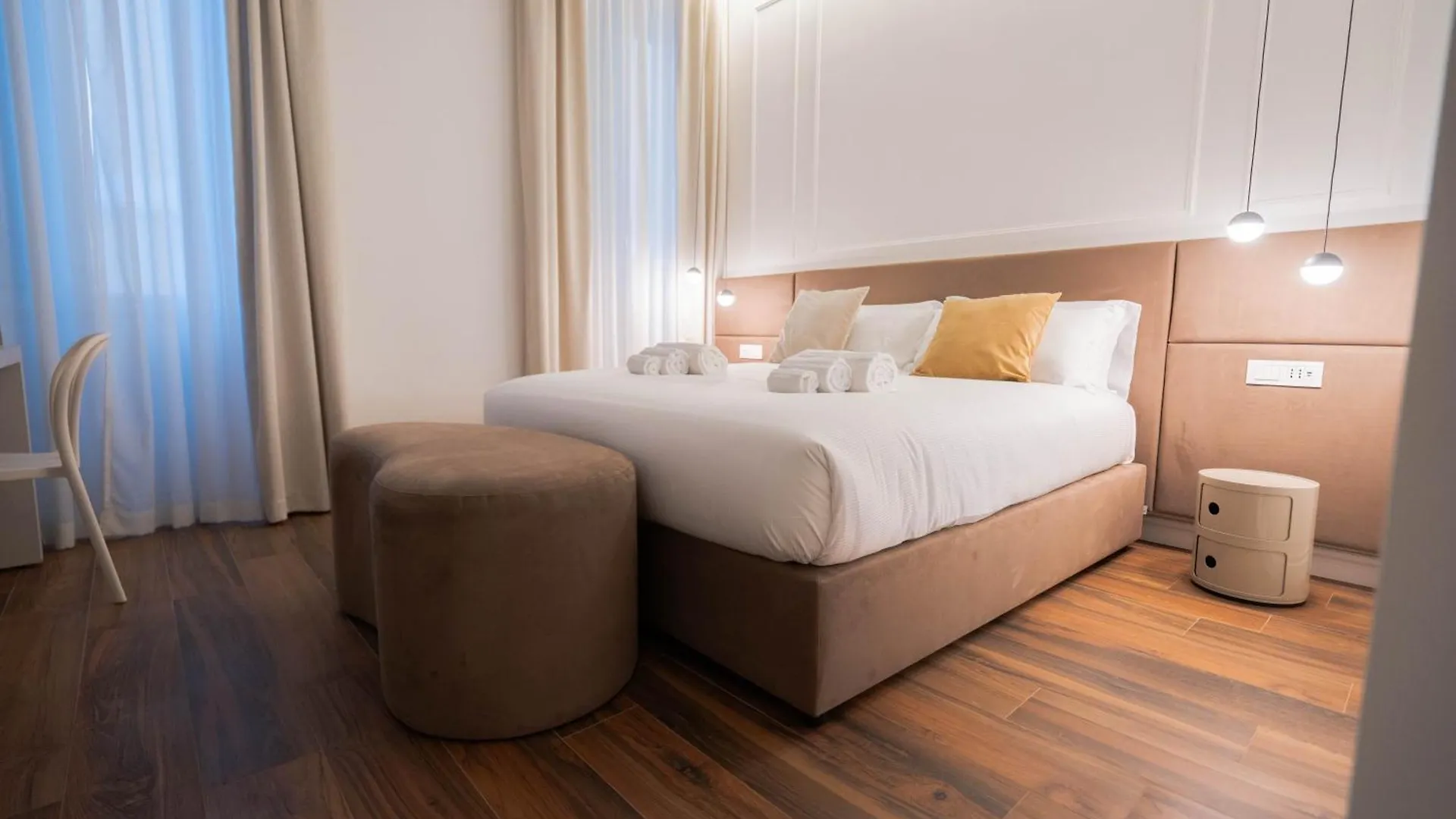 56 Orange Street Luxury Accommodation Rome Guest house