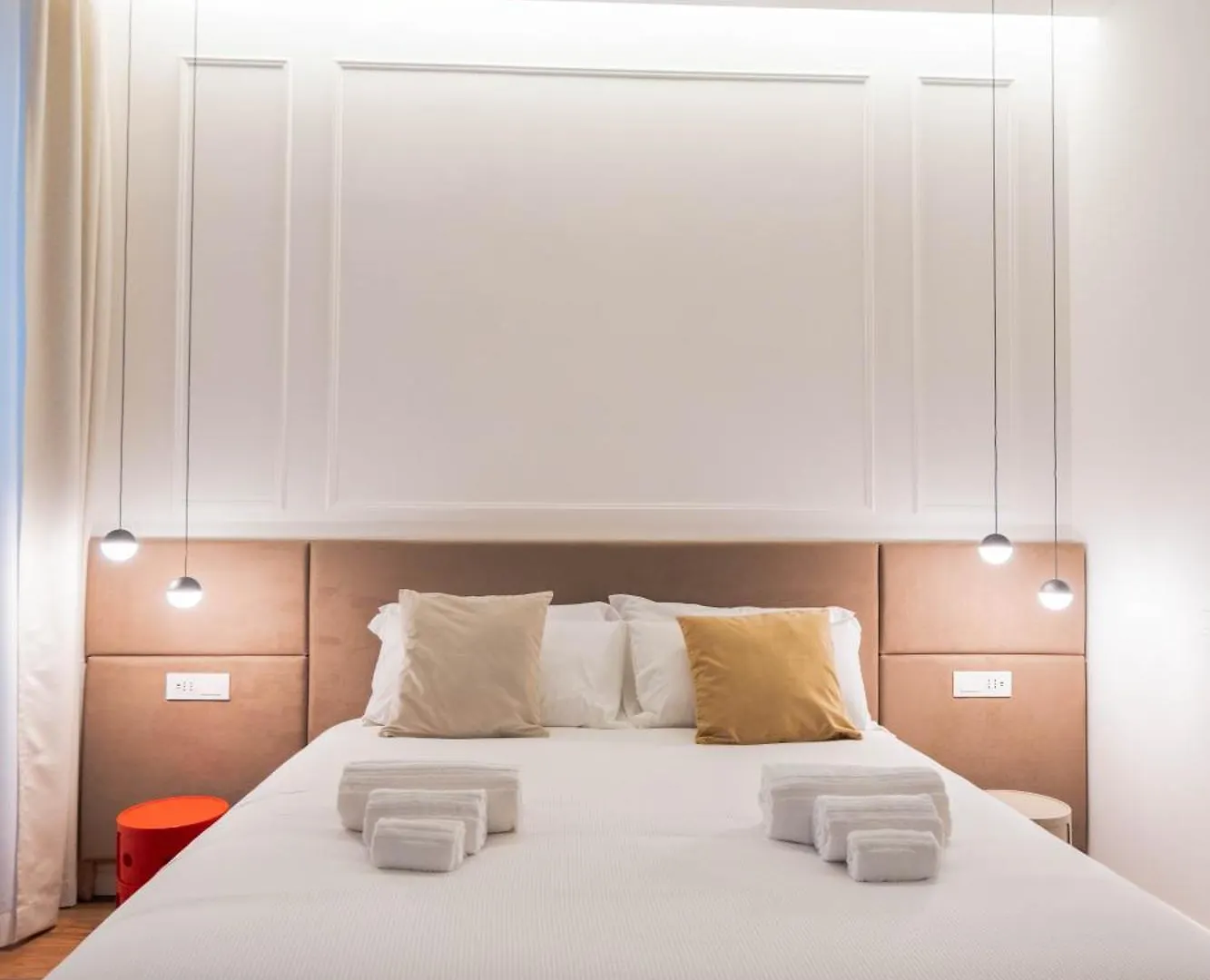 56 Orange Street Luxury Accommodation Rome Italy