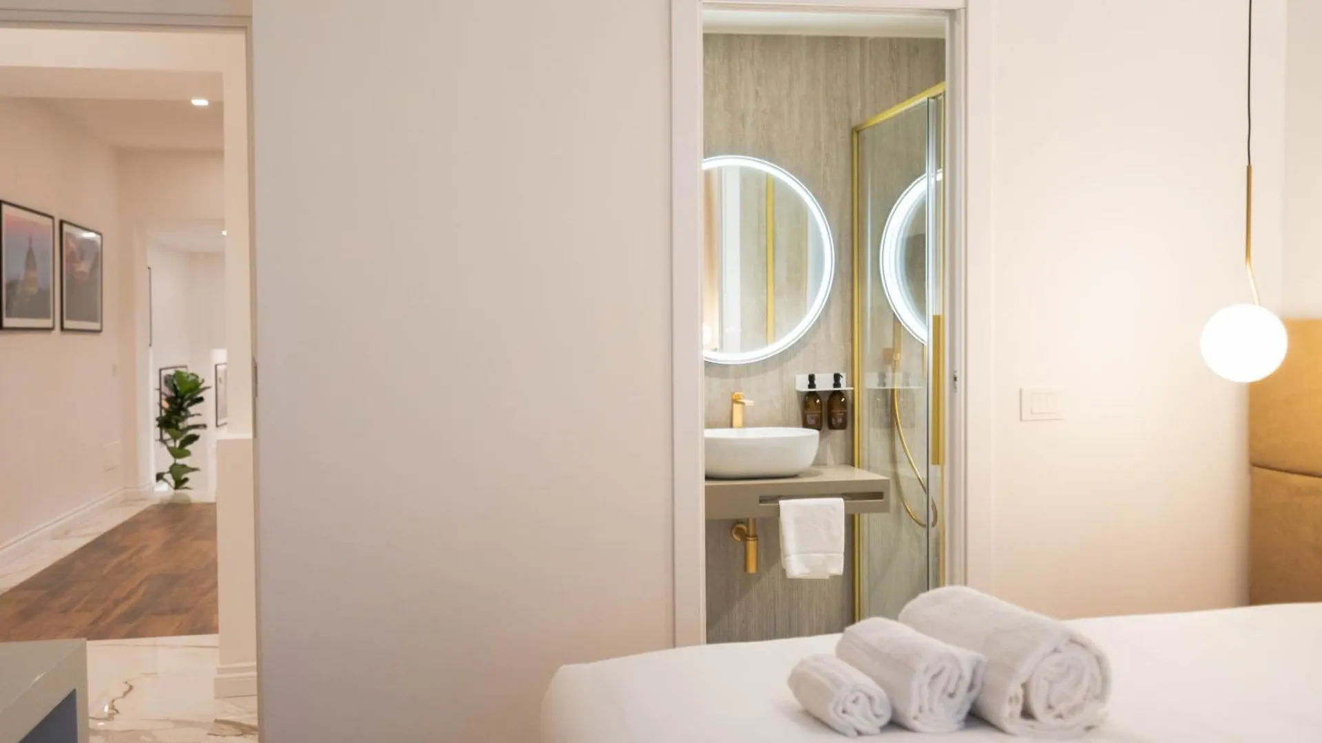 Guest house 56 Orange Street Luxury Accommodation Rome